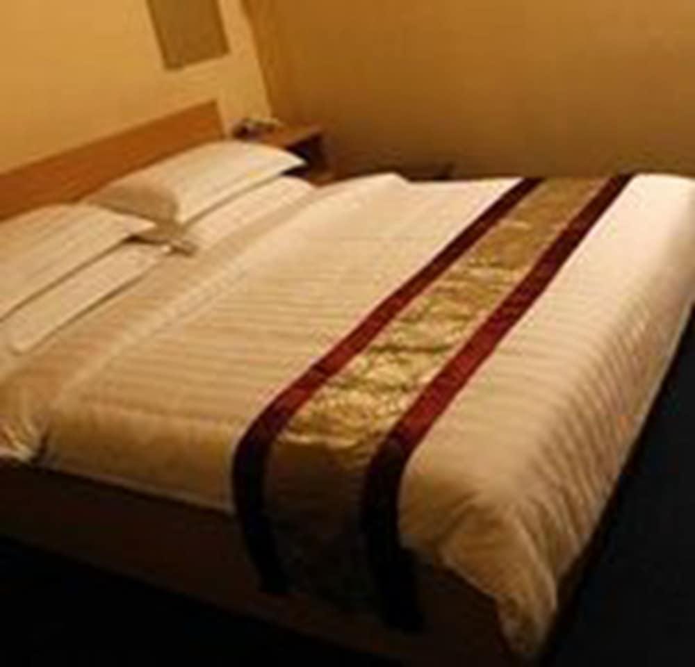 Vacation Hotel Yangon Exteriör bild