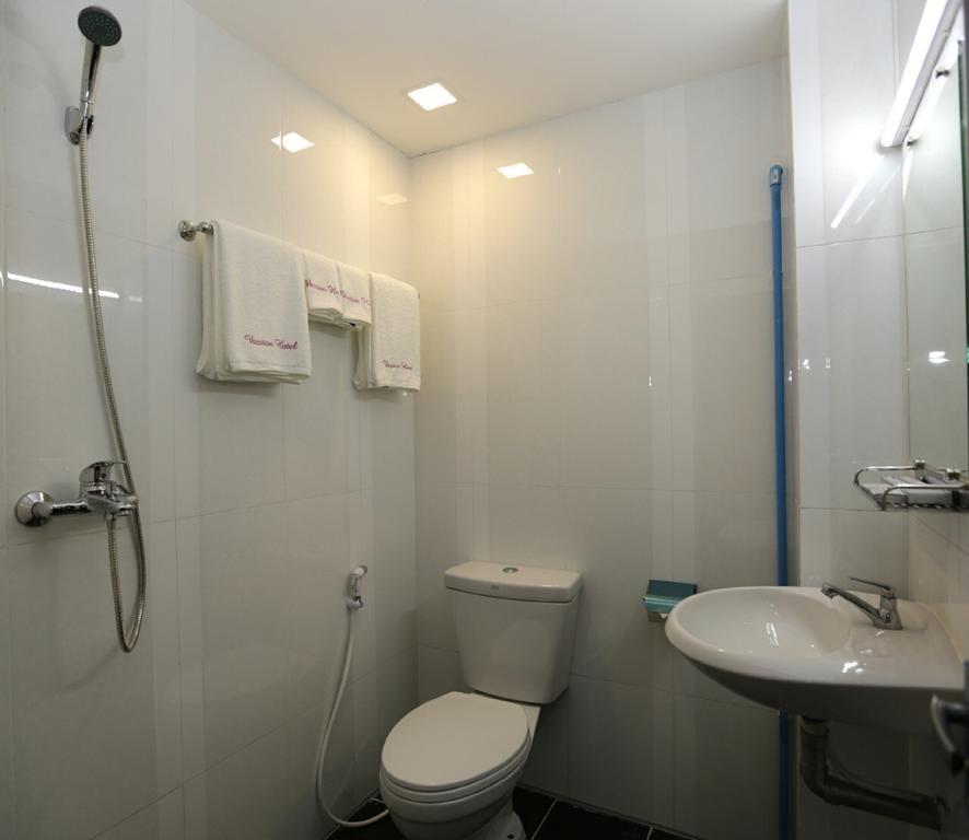 Vacation Hotel Yangon Exteriör bild
